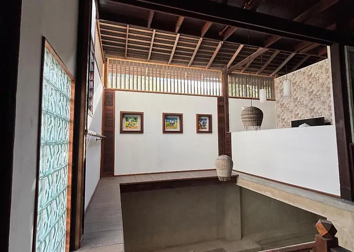 Kaz Dibwa House *